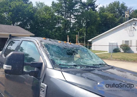 2019 Ford F-250 Xlt из США, поврежденный, VIN 1FT7W2B67KEE19558